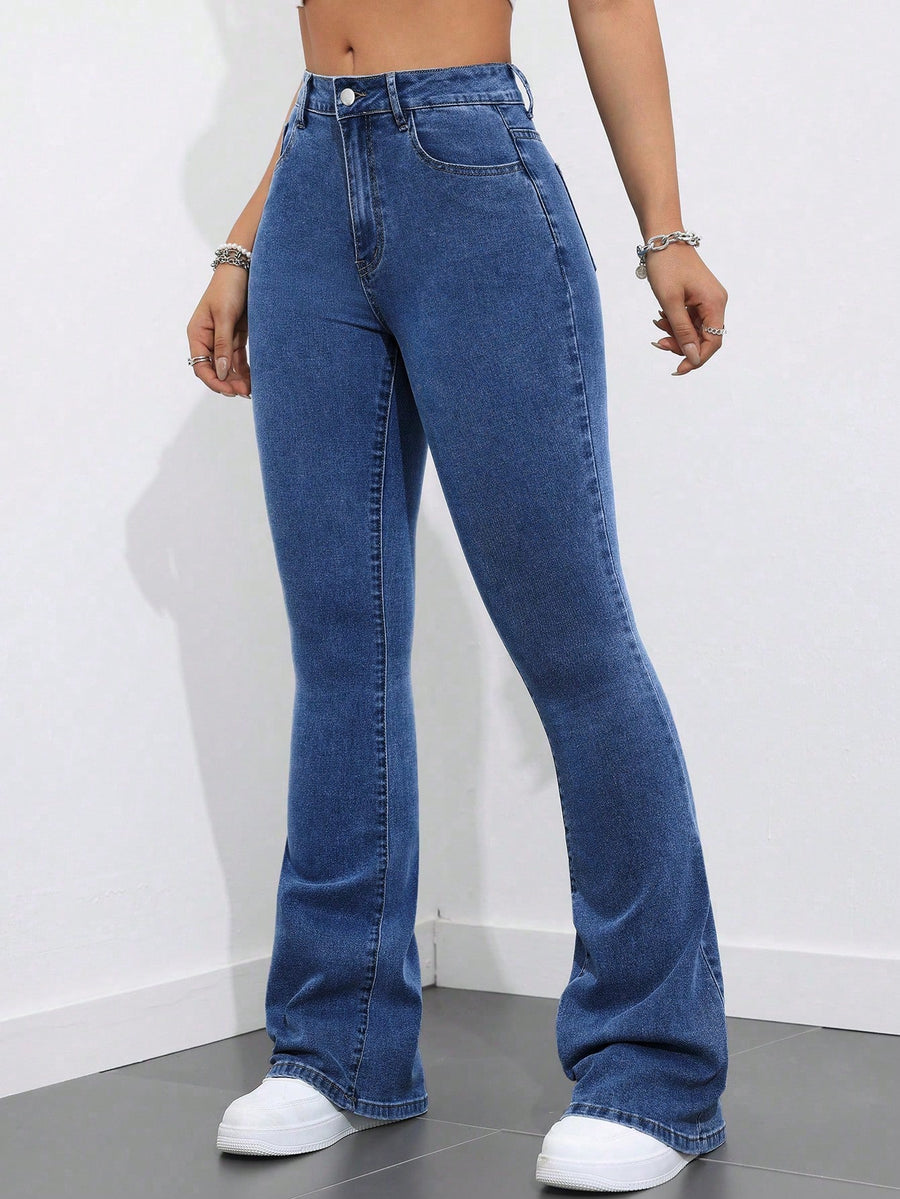 Classic Contour Bootcut Denim – High Rise Bootcut Jeans Detail View – Glossia Fashion