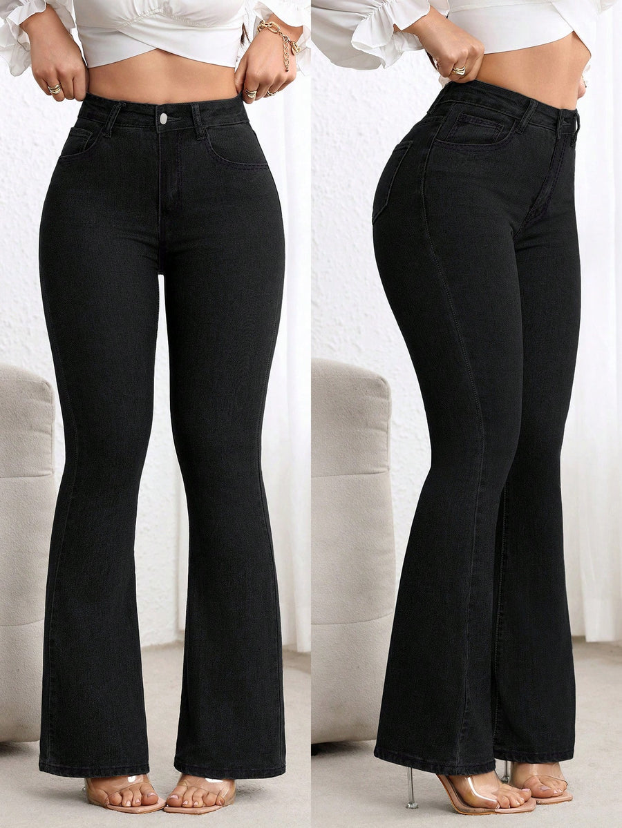 Hourglass High-Waist Flare – High Rise Flare Jeans Model View – Glossia Fashion