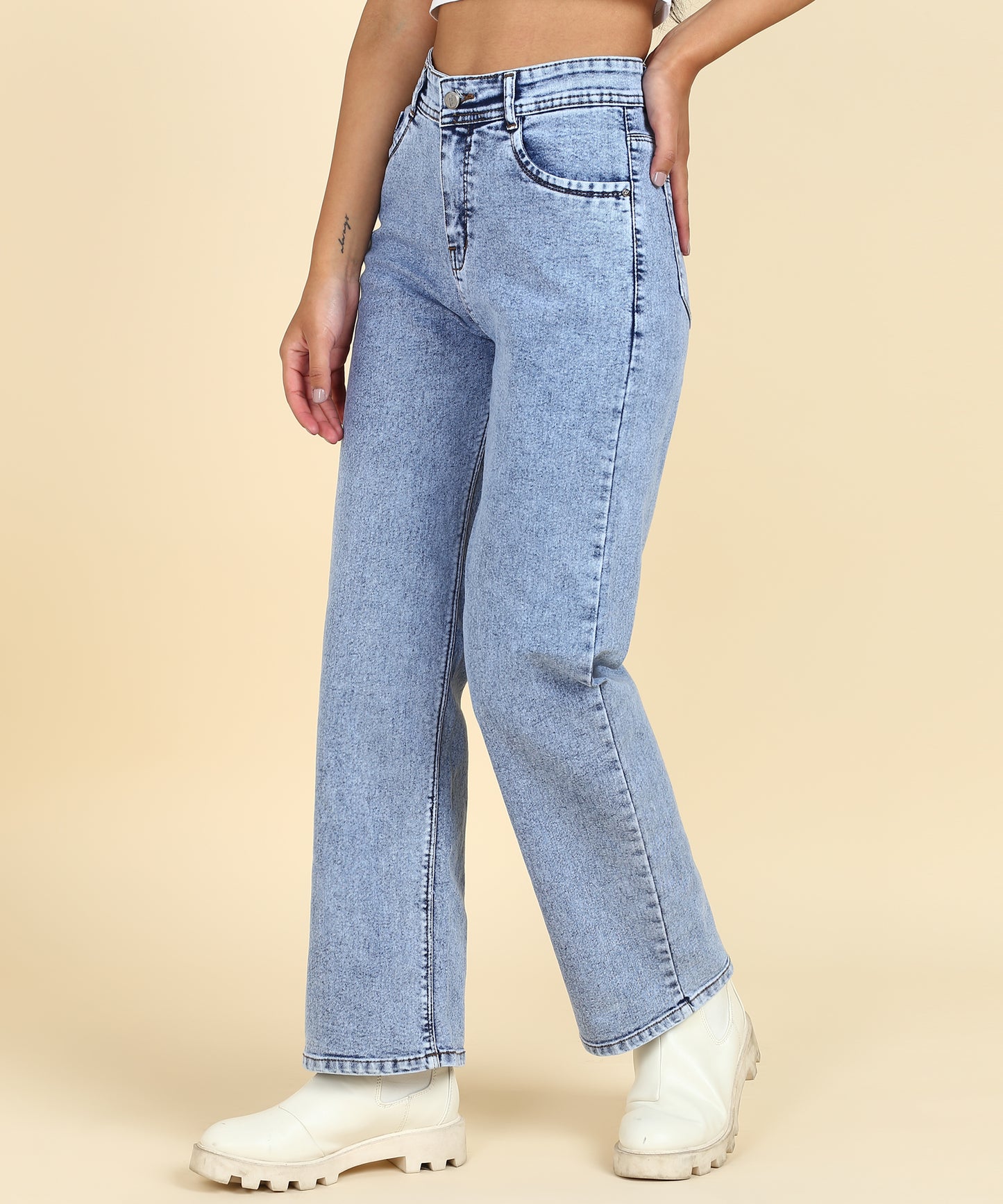 Stretchy Stride Stonewash Boyfriend Jeans