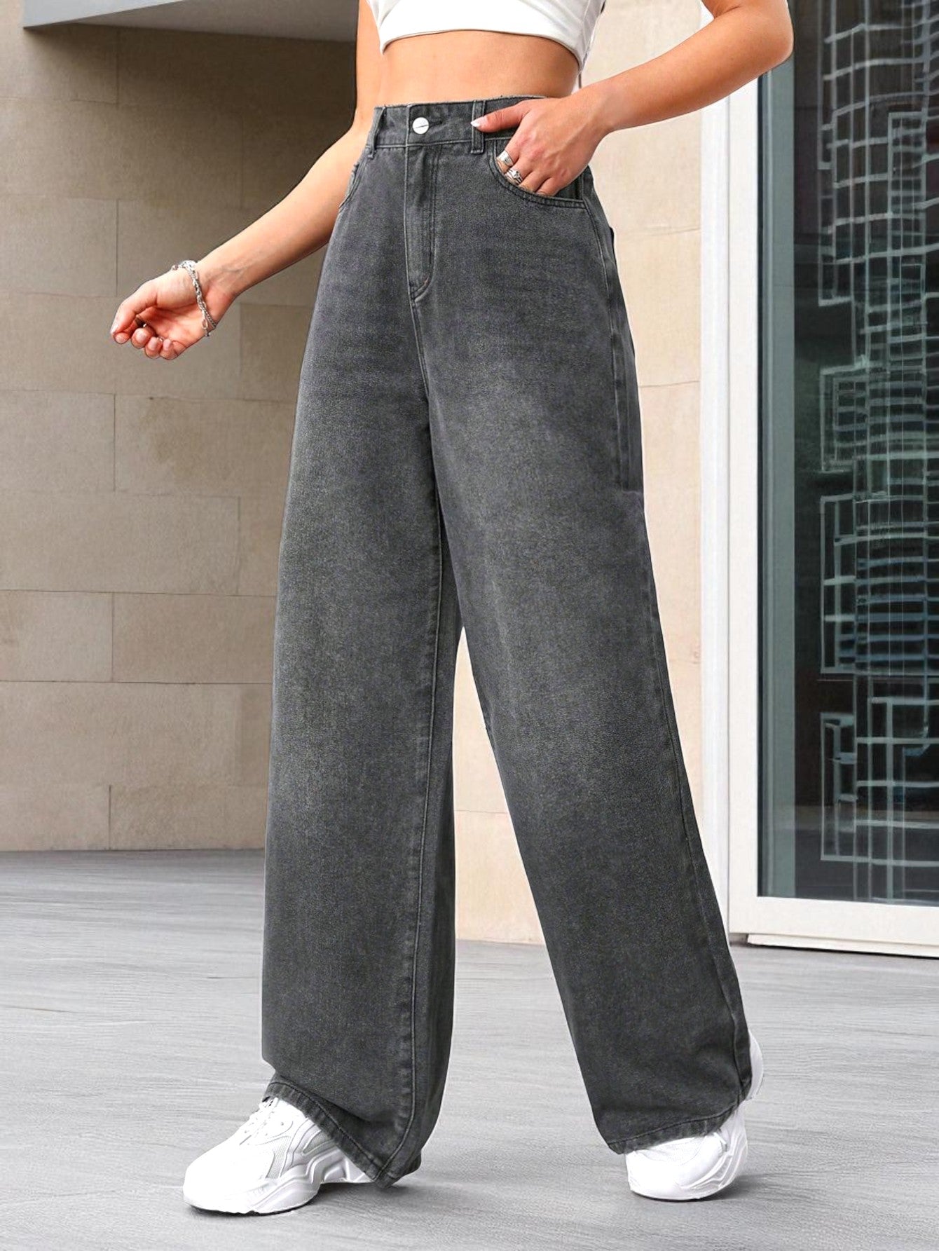 Sleek Street Straight Fit