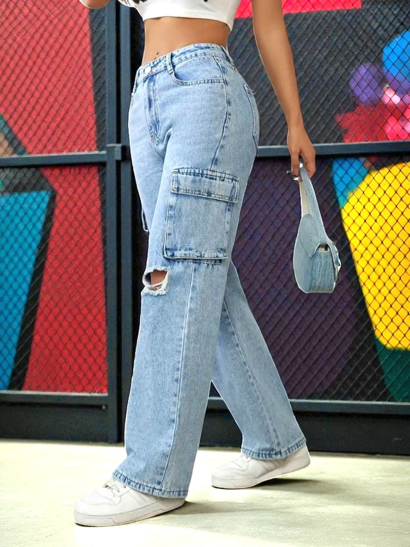 Fearless Fit Knee-Rip Cargo Jeans